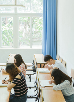 本科17级播音班